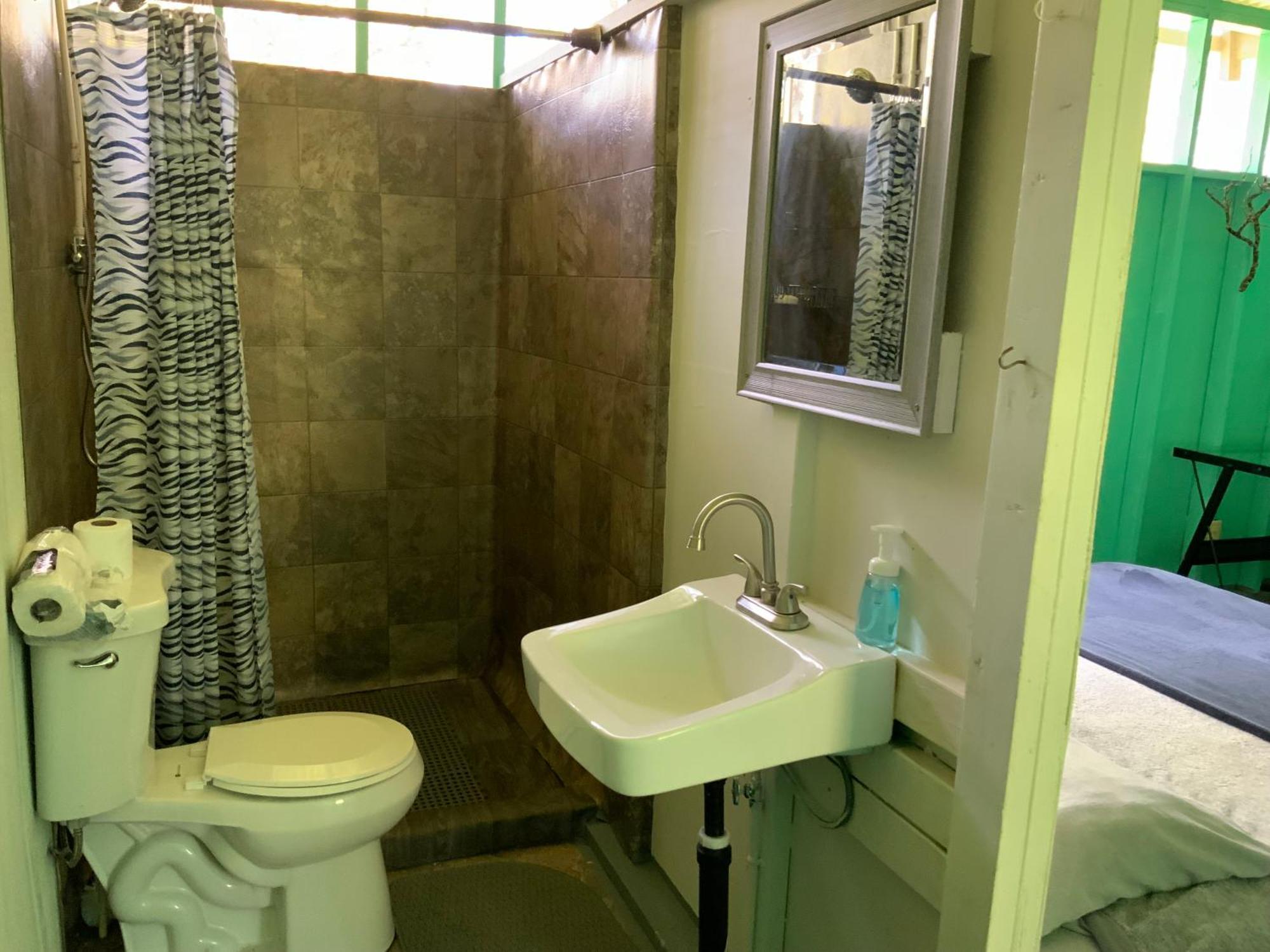 Simply Convenient Tropical Country Studio Mountain View Exterior foto